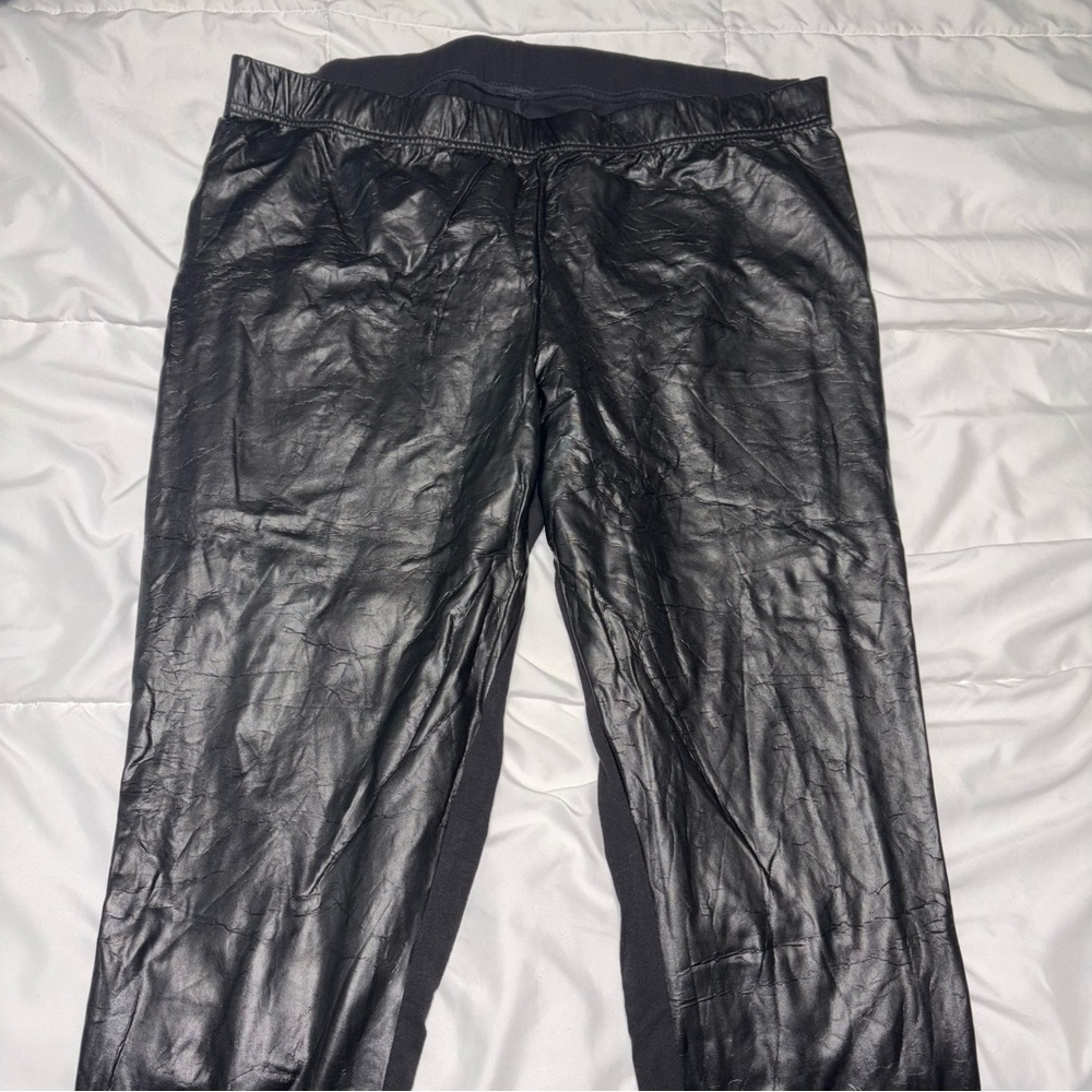 Black old navy faux leather front leggings xxl - Picture 4 of 6